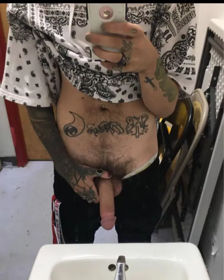 Sometimes I just get too horny to not whip my dick out and bust a load, even at work😏 dms open 😈