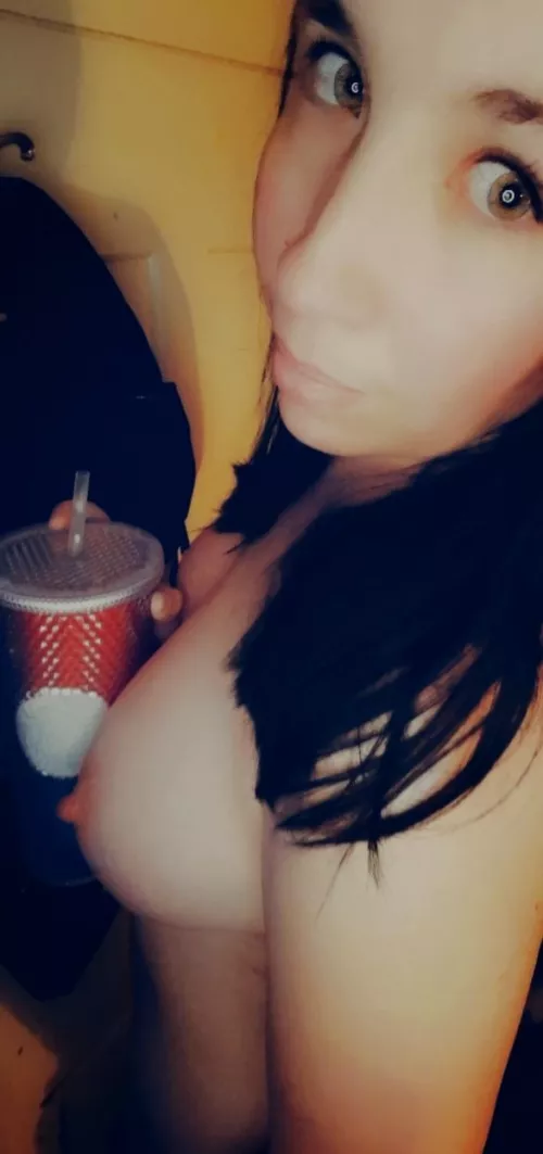 Sometimes I just really want to rip your clothes off. Ok, maybe it's a daily desire 😈😜