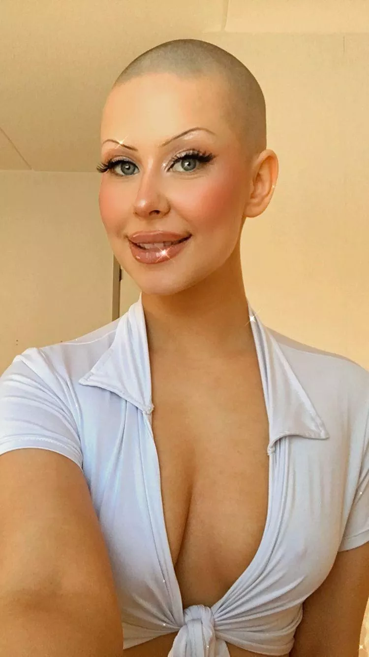 Sometimes it's good to post a good ol selfie