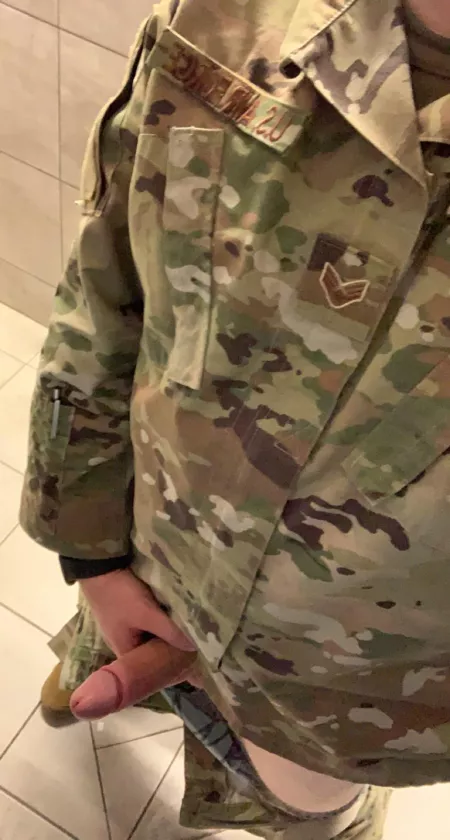Sometimes you just get so horny at work you have to take it out and play Sometimes you just get so horny at work you have to take it out and play