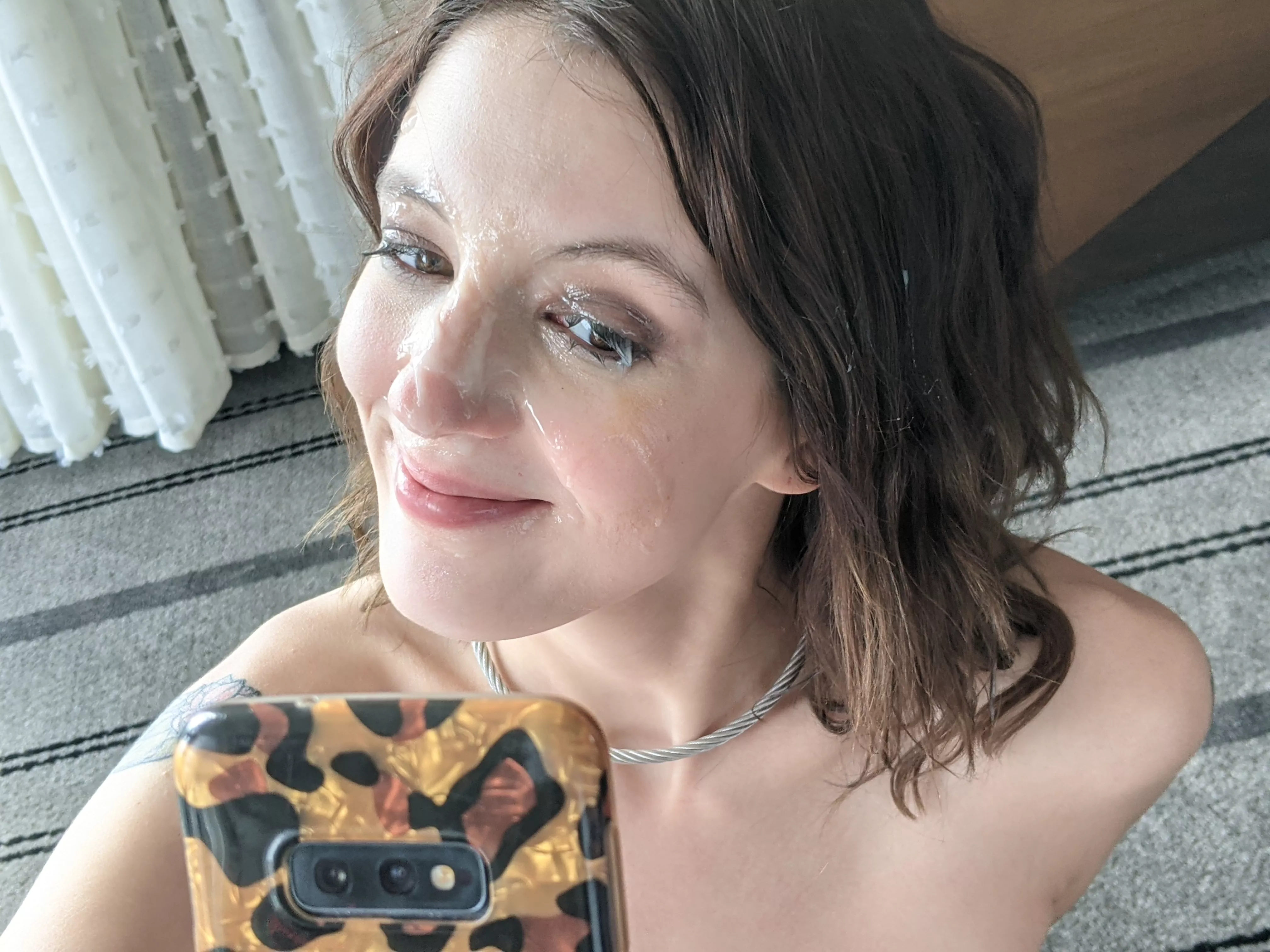 Sometimes you just have to take a selfie when you finish applying your makeup :) Sometimes you just have to take a selfie when you finish applying your makeup :)