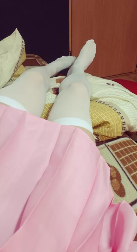 Sorry for old pics π’ I don't have much time now to do new ones. Enjoy that pink skirt with white socks :3
