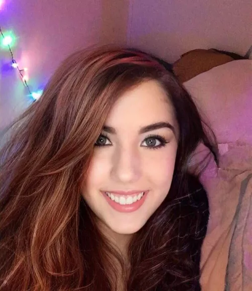 Sorry I’m dressed…… well at least you can’t see much skin sorry! Française speaking here