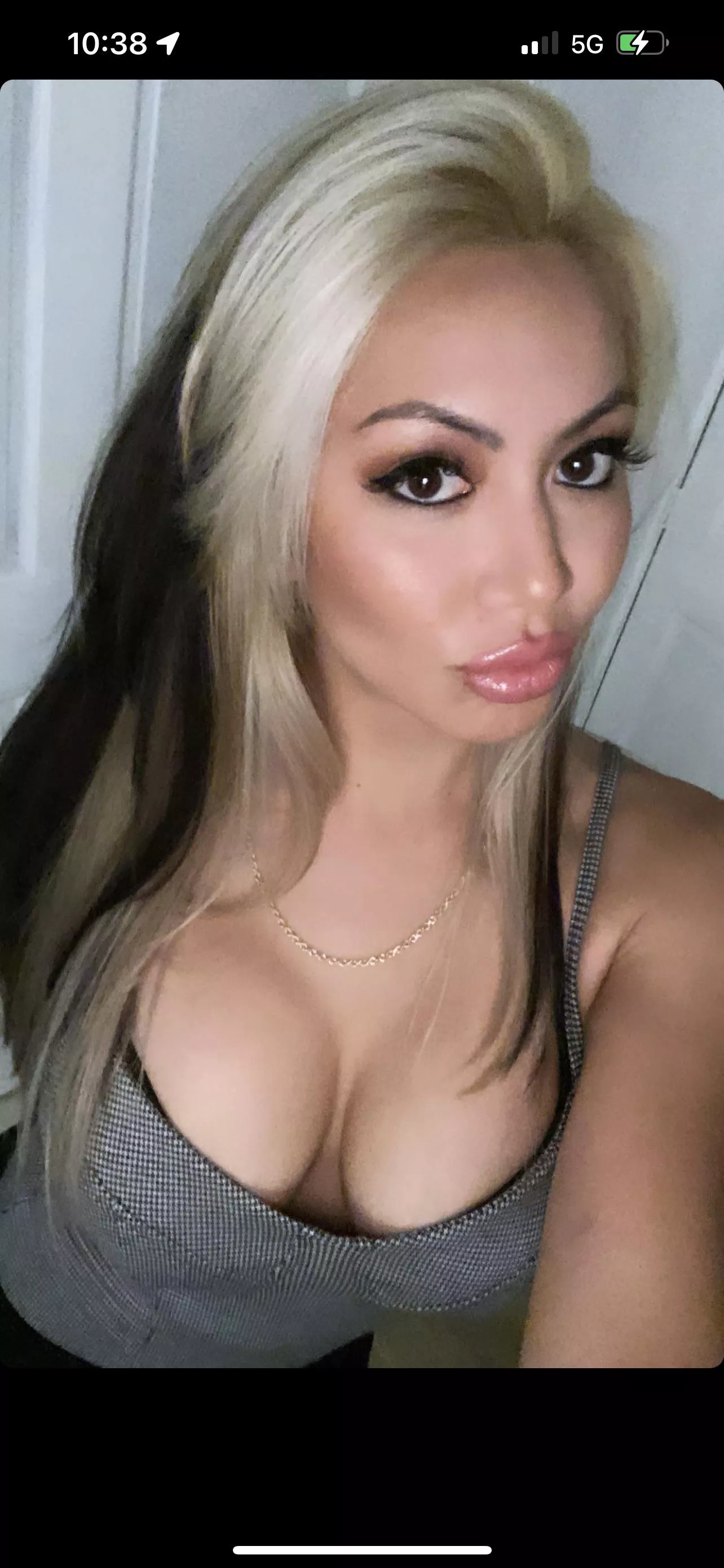 SoutheastAsian/Italian, wishing that you cannoli have a good day 😁