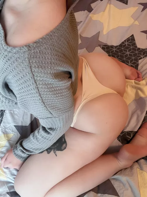 Spank or pass? Spank or pass?