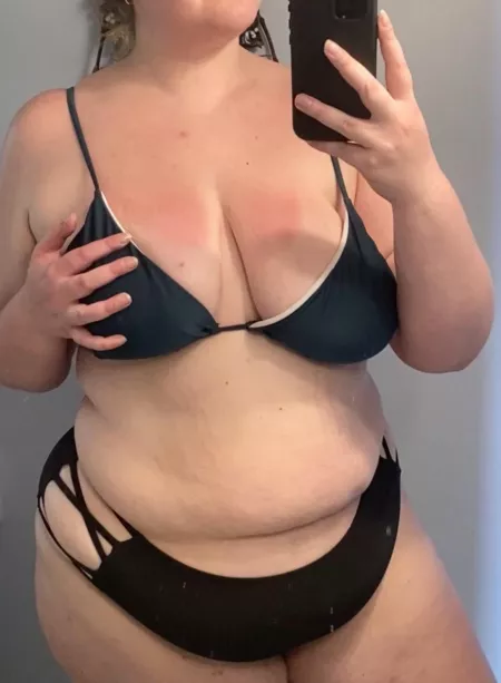 Spent the day getting some sun and loving myself in this new bikini ???