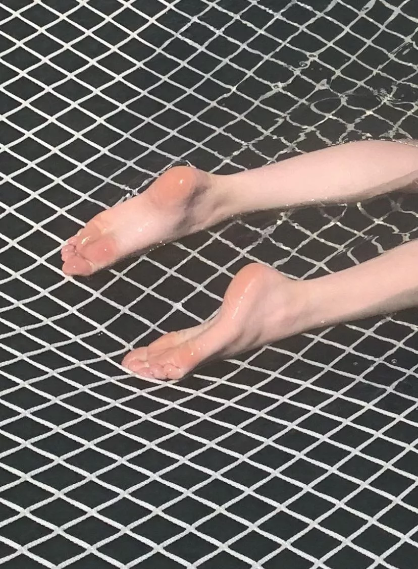 Splashing around in the sea! Little throwback π₯° Splashing around in the sea! Little throwback π₯°