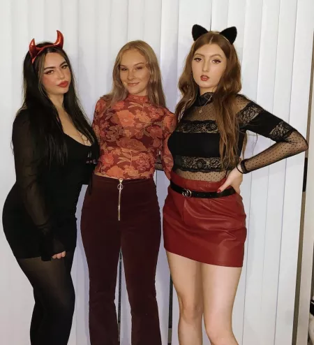 Spooky Girls Spooky Girls