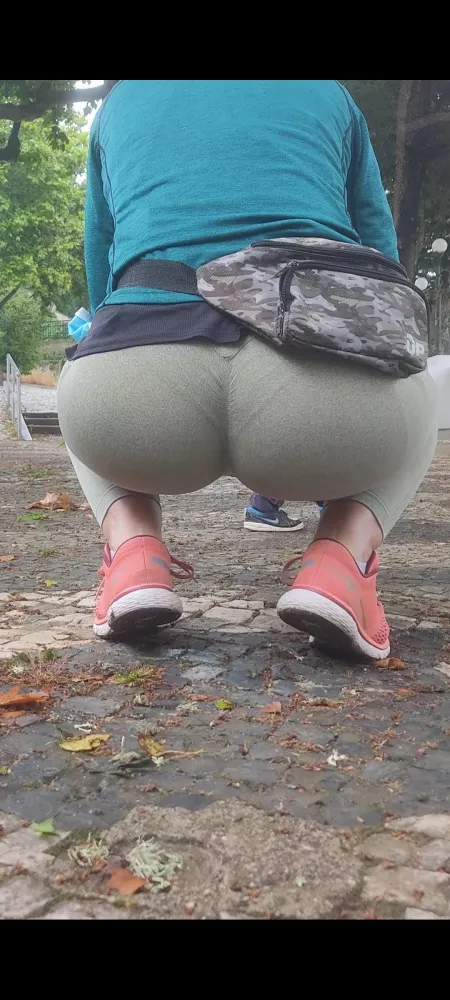 Sport butt! Sport butt!