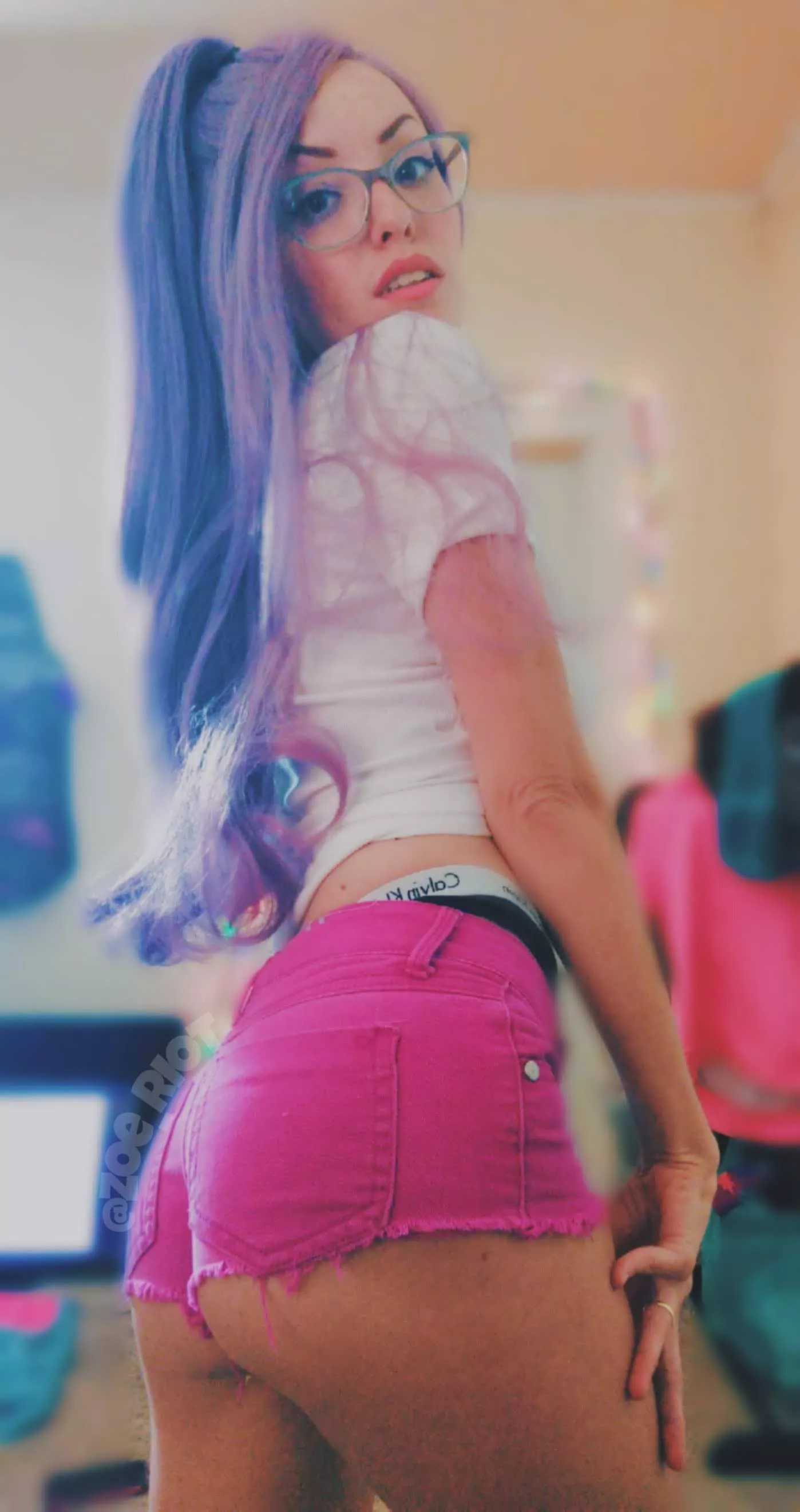 Squeezed into these just for you guys ๐ Squeezed into these just for you guys ๐