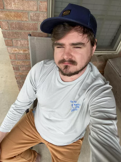 Squinty gang unite, too damn bright today for my eyes 🥺 Squinty gang unite, too damn bright today for my eyes 🥺