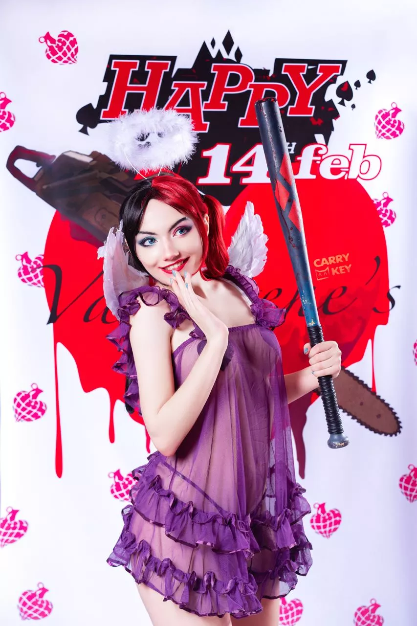 St. Valentine's Day is so soon! Are you ready? ;] Harley Quinn cosplay by CarryKey