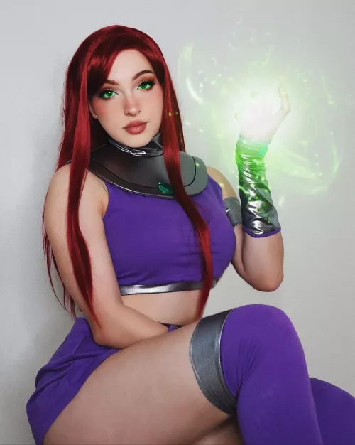 Starfire by missbricosplay