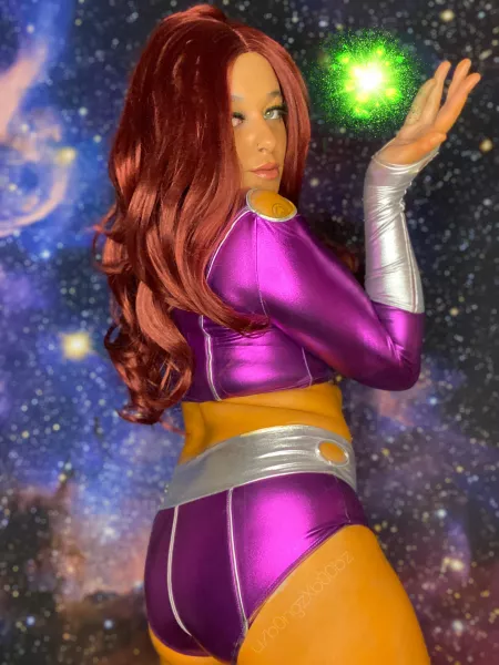 Starfire by Rosie Wonderland (self) ✨🔥
