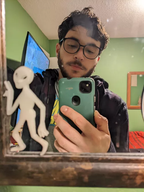 Starting my third Witcher 3: Wild Hunt playthrough instead of cleaning my mirror Starting my third Witcher 3: Wild Hunt playthrough instead of cleaning my mirror