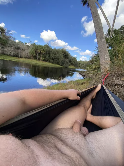 Starting off the nude years right out at the river (m) Starting off the nude years right out at the river (m)