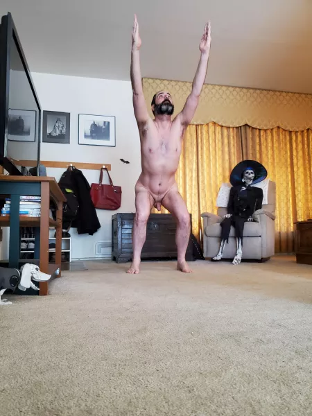 Starting off the week in chair pose as part of u/M_asin_Manci naked yoga challenge. Calling all nekkid yoga enthusiasts to join in on the fun! 🕉😘🧘♂️☮
