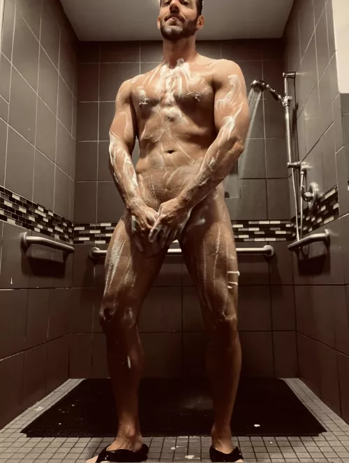 Starting this week off with a clean slate 😉. Starting a new fitness routine.