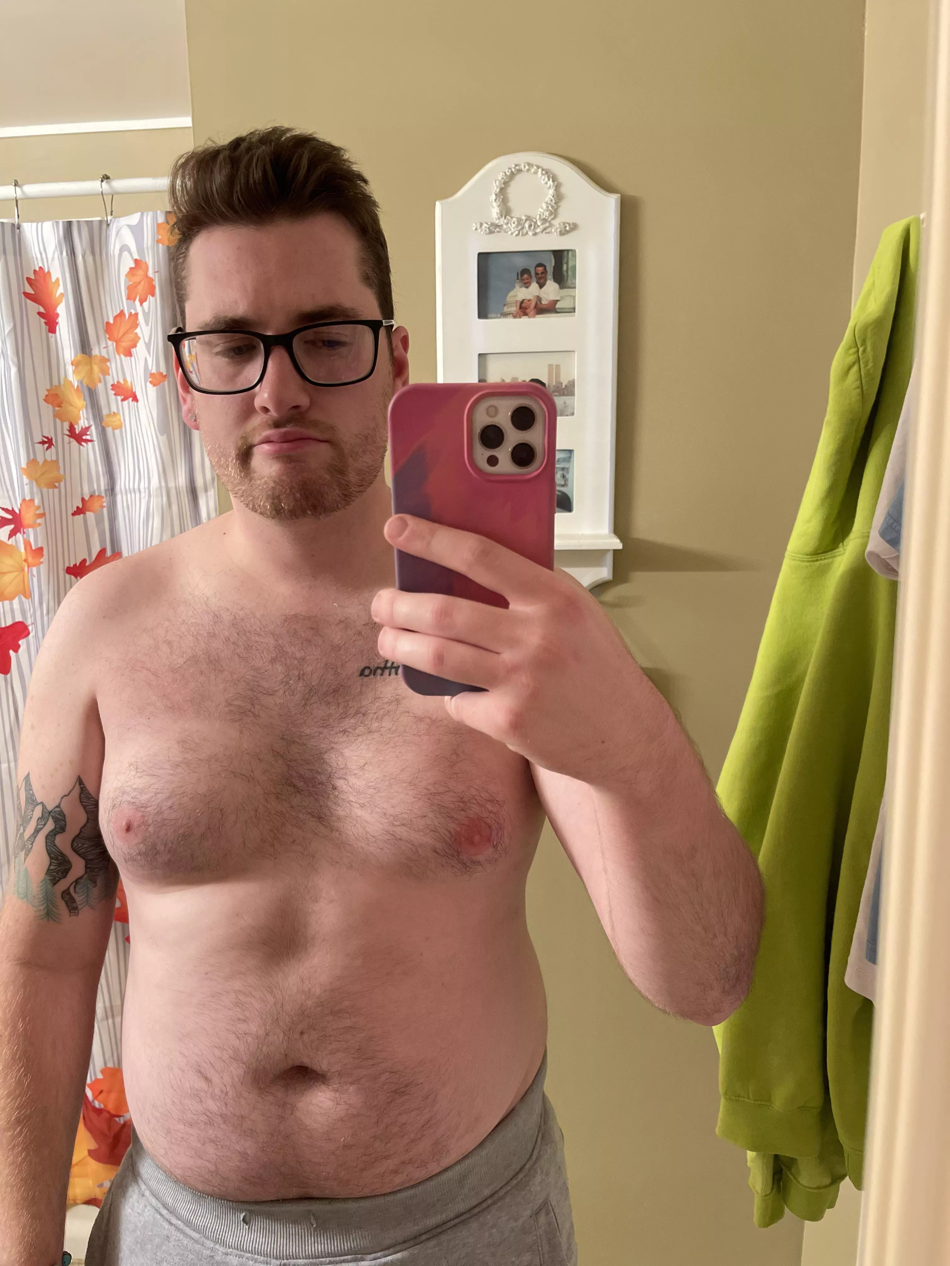 Still getting comfortable with my post-covid beefy self 😬