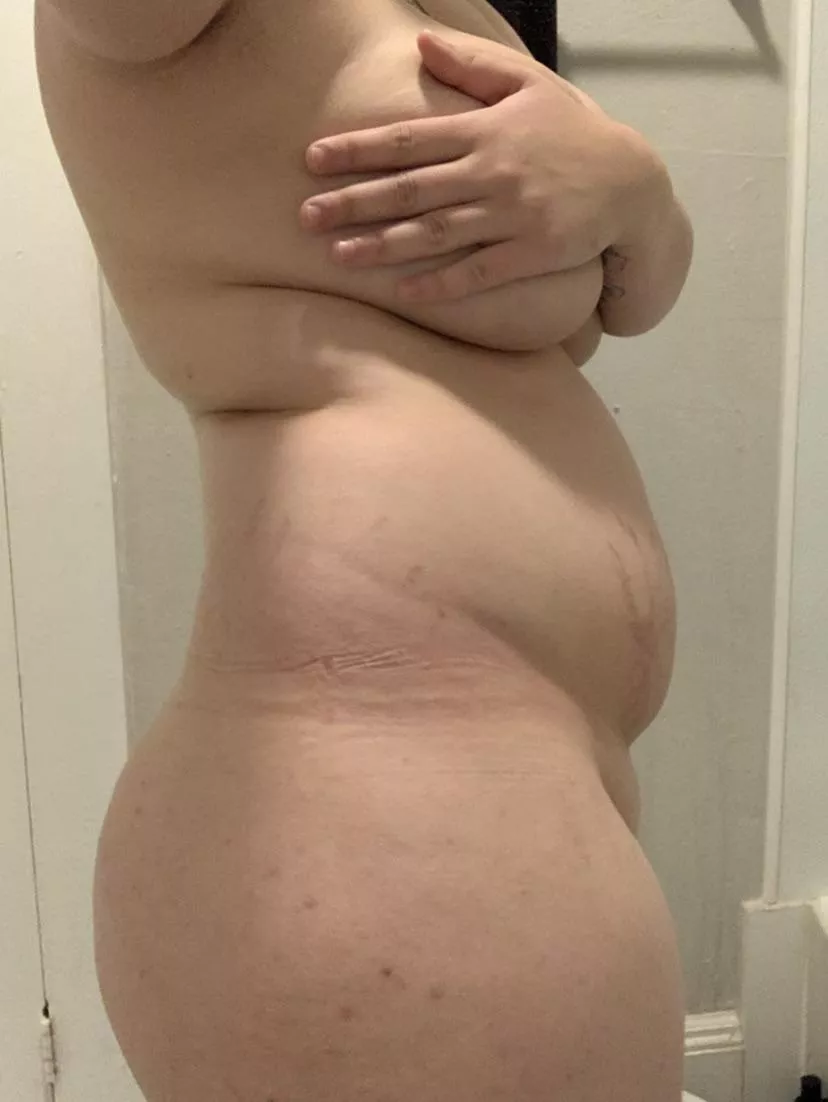 Still getting used to my postpartum body π₯°β₯οΈ Still getting used to my postpartum body π₯°β₯οΈ