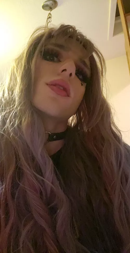 Still practicing my makeup, what do you think? 🖤 Still practicing my makeup, what do you think? 🖤