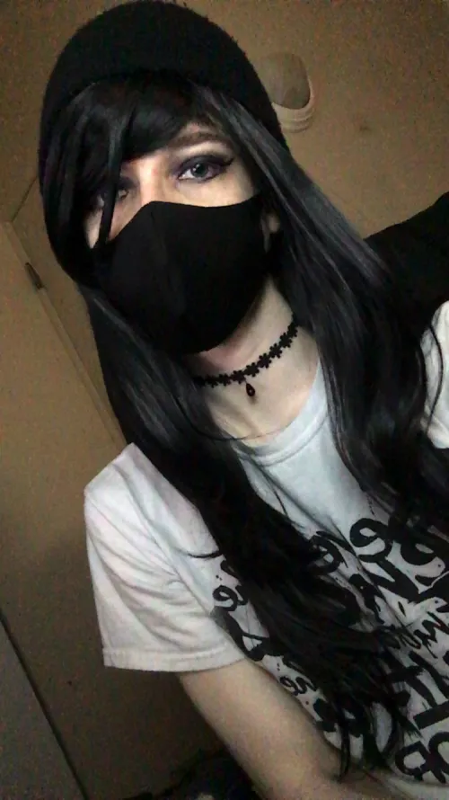Still really new to this type of stuff and wanted somewhere to post my pic >.< Still really new to this type of stuff and wanted somewhere to post my pic >.<