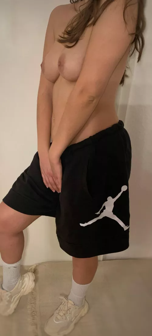 Stole his shorts 😈