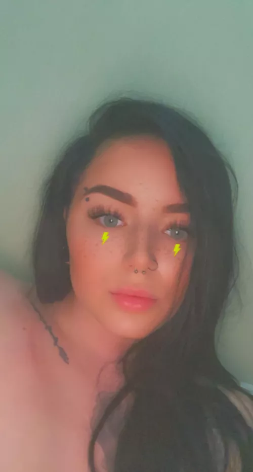 Stoned as fuck wanna join??