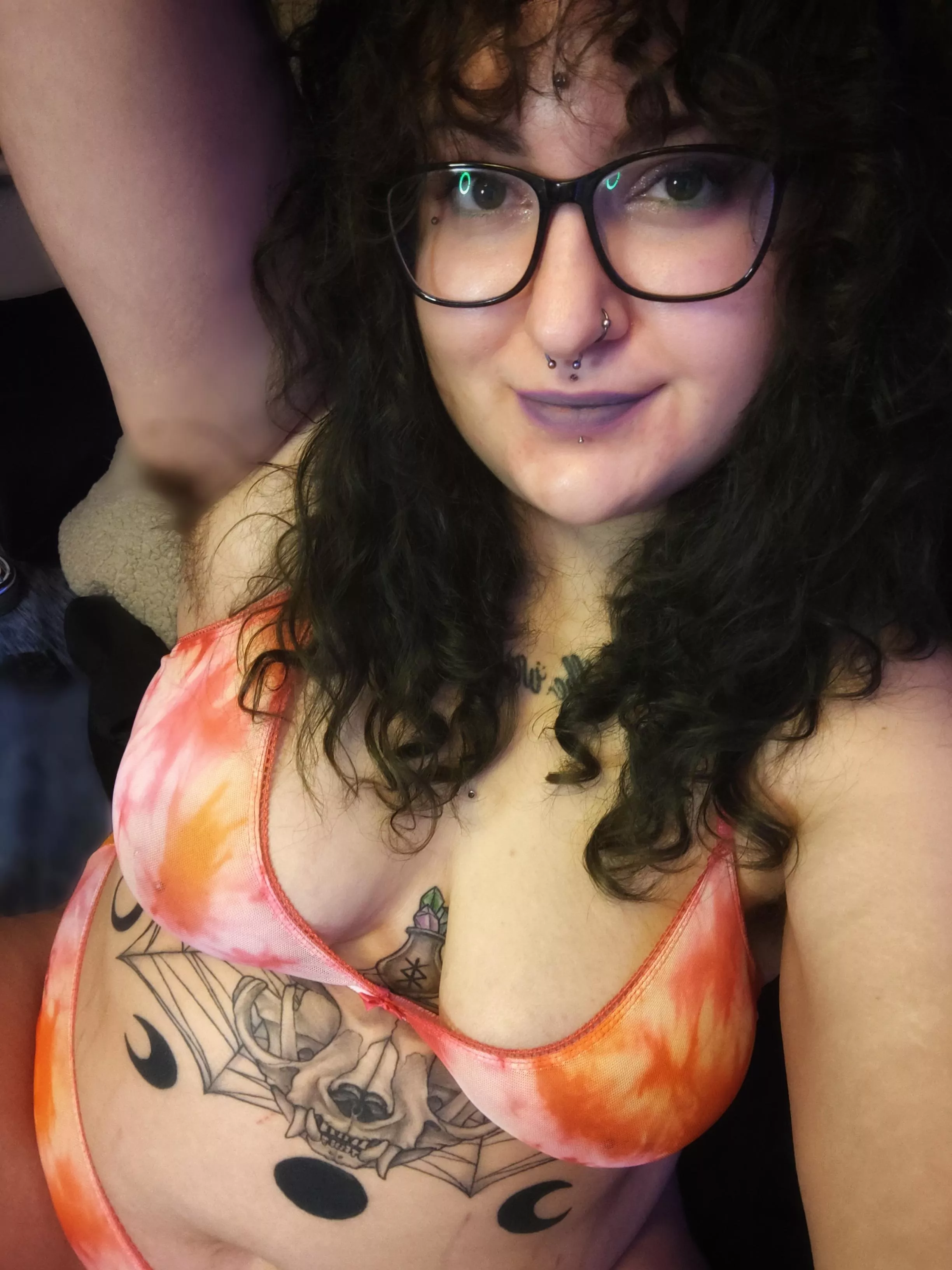 Stopped shaving my pits for No Shave November but decided to keep it.