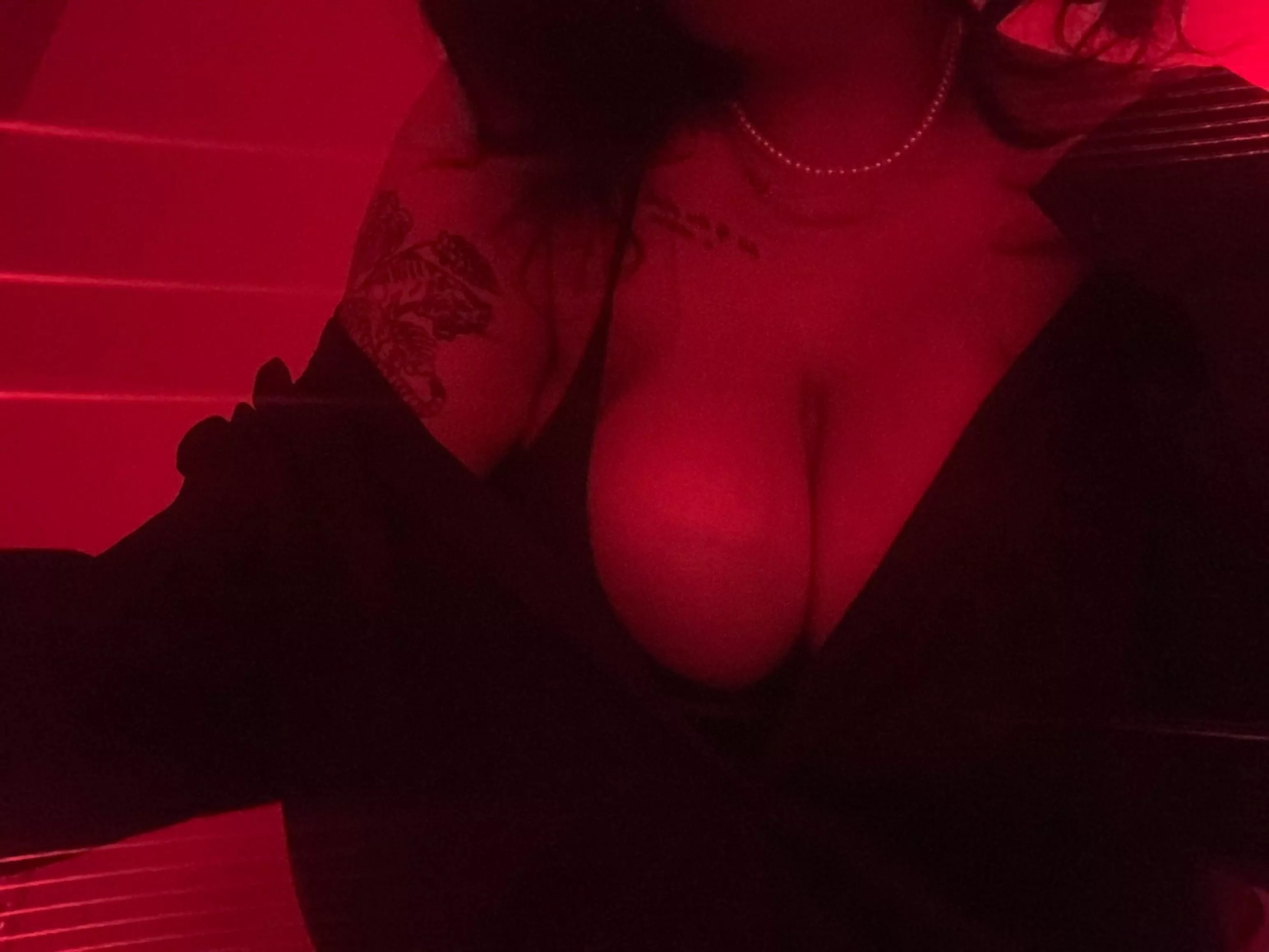 strip me to see all of my tats 🖤