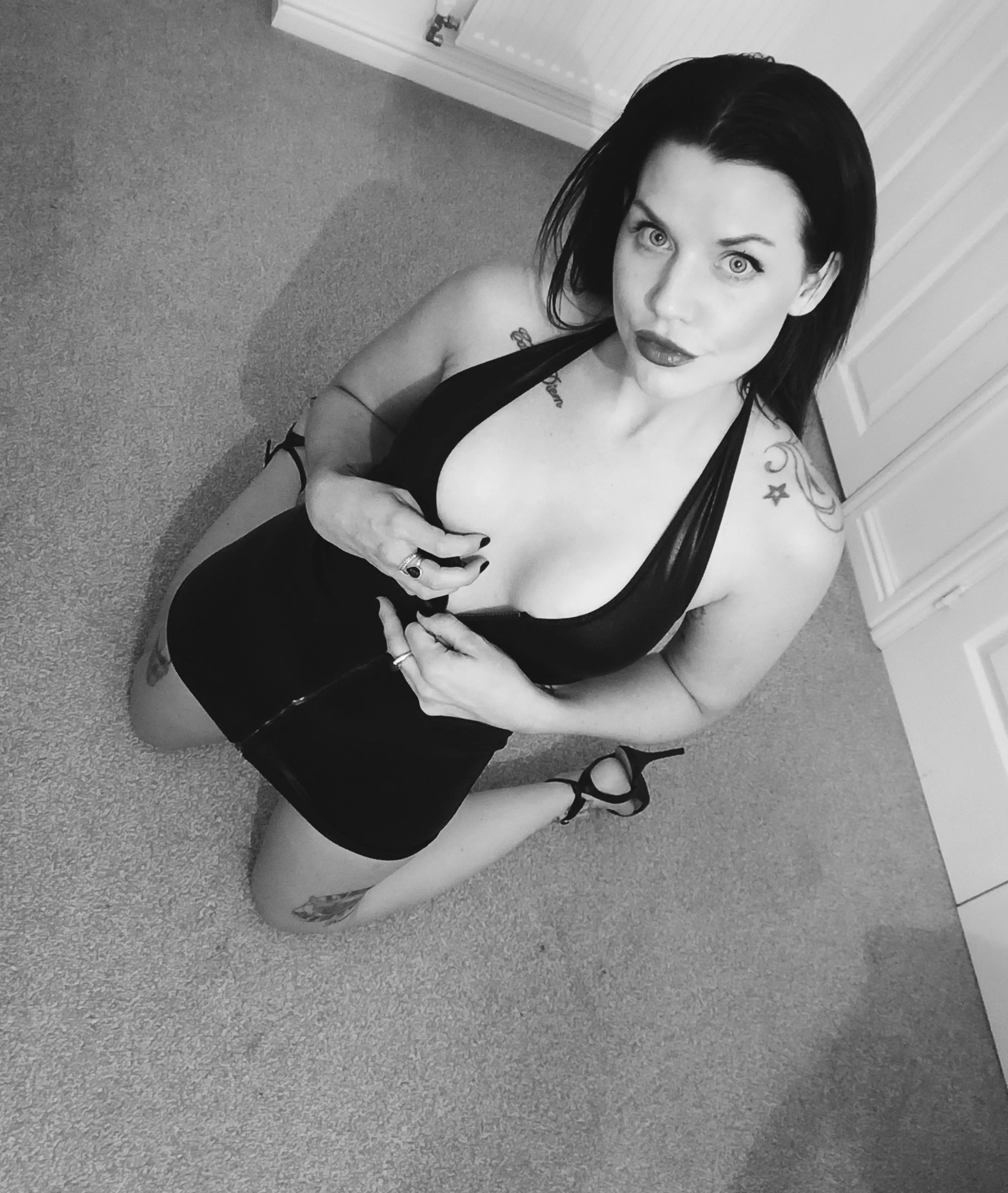 Subscribe to my onlyfans today 🖤 50% off! 🖤 An offer not to be missed! 🖤 Hot content uploaded daily! Nudes, lingerie, custom, videos, fetish, video dick ratings, plus so much more! Join me today and we can discuss what you wanna see 🖤💋