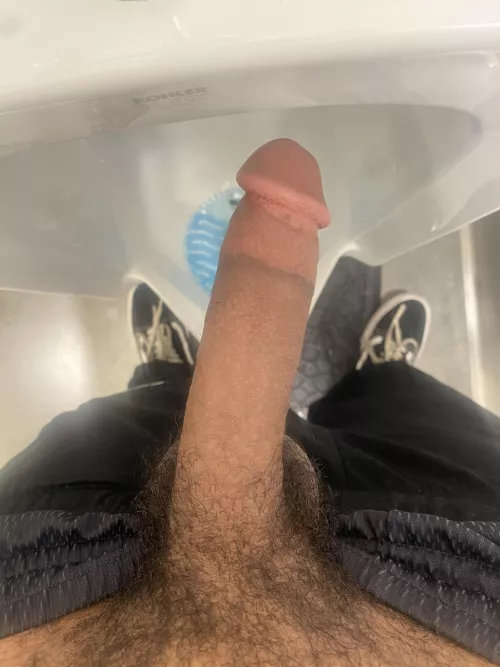 Suck me in the stall