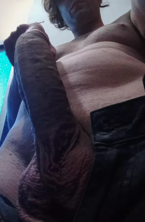 Suck me like a popsicle 🍭 Suck me like a popsicle 🍭