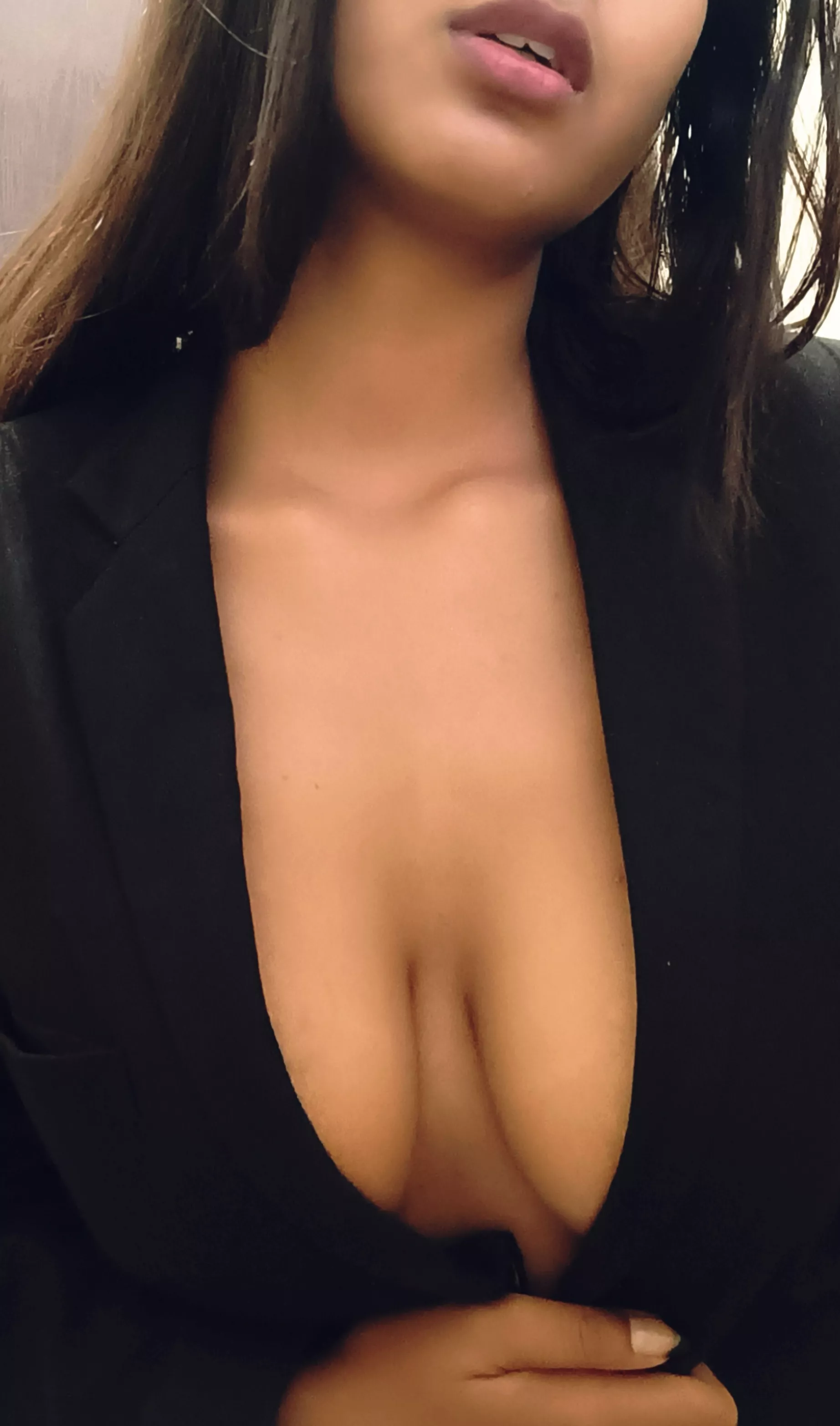 SUCK THEM...I'M HORNY💦💦 SUCK THEM...I'M HORNY💦💦