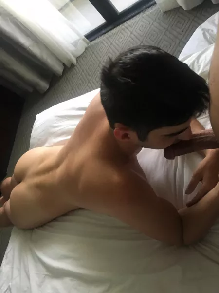 Sucking Daddyโs big cock like a good boy should Sucking Daddyโs big cock like a good boy should