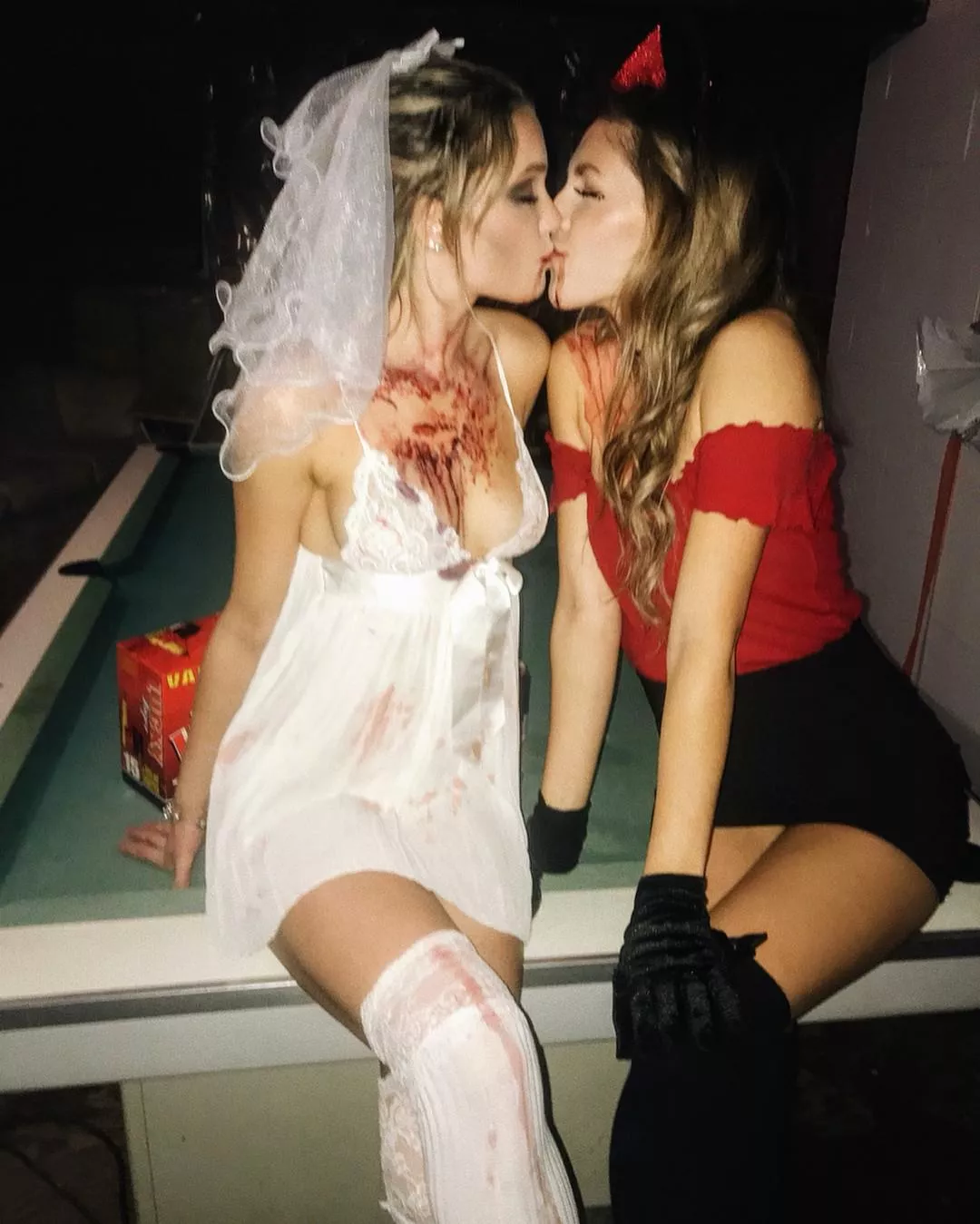 Sucking each other empty Sucking each other empty