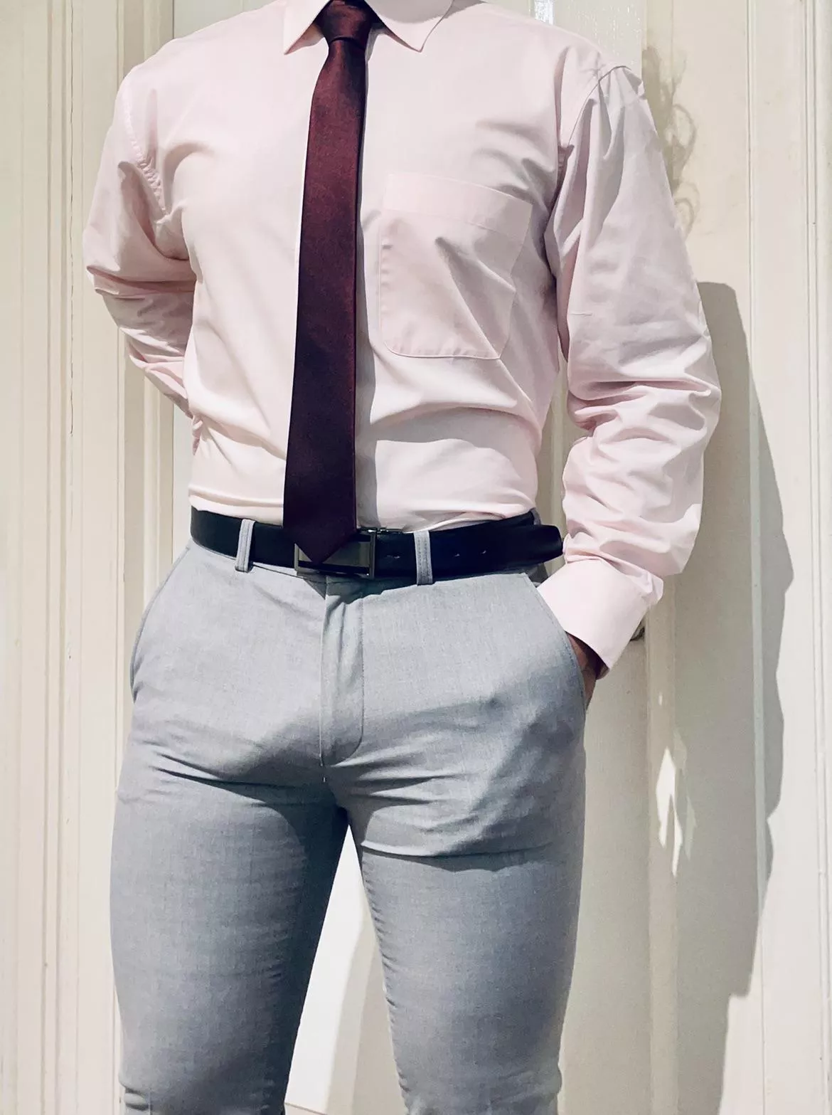 Suit bulge