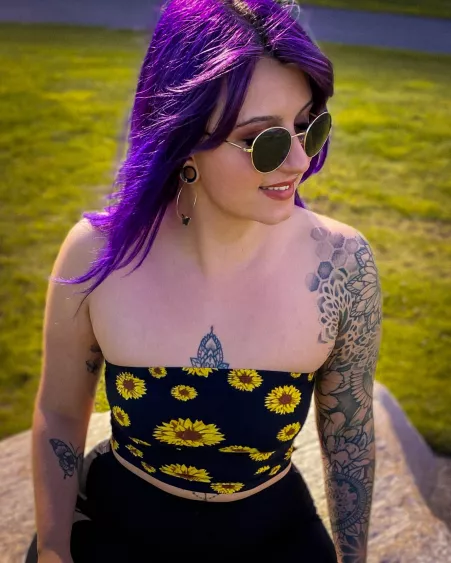 Sunflowers are my favorite π» Sunflowers are my favorite π»