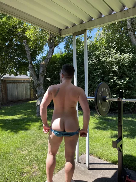 Sunning the ๐