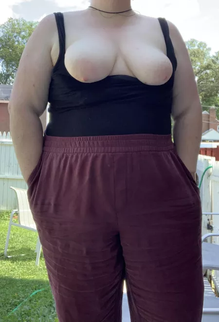 Sunβs out, tits out βοΈ π Sunβs out, tits out βοΈ π