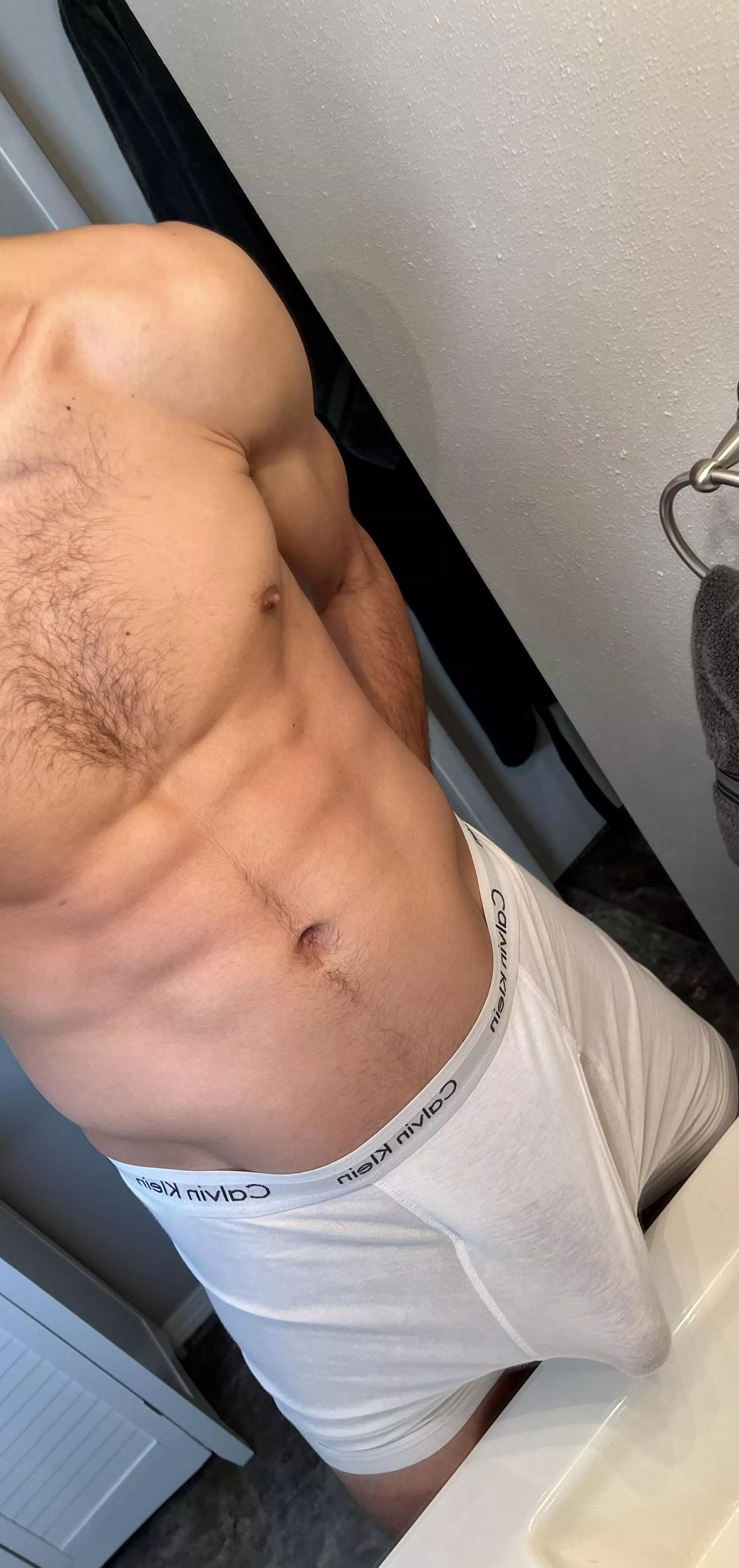 Super Bowl Bulge! Who wants to fuck at halftime?
