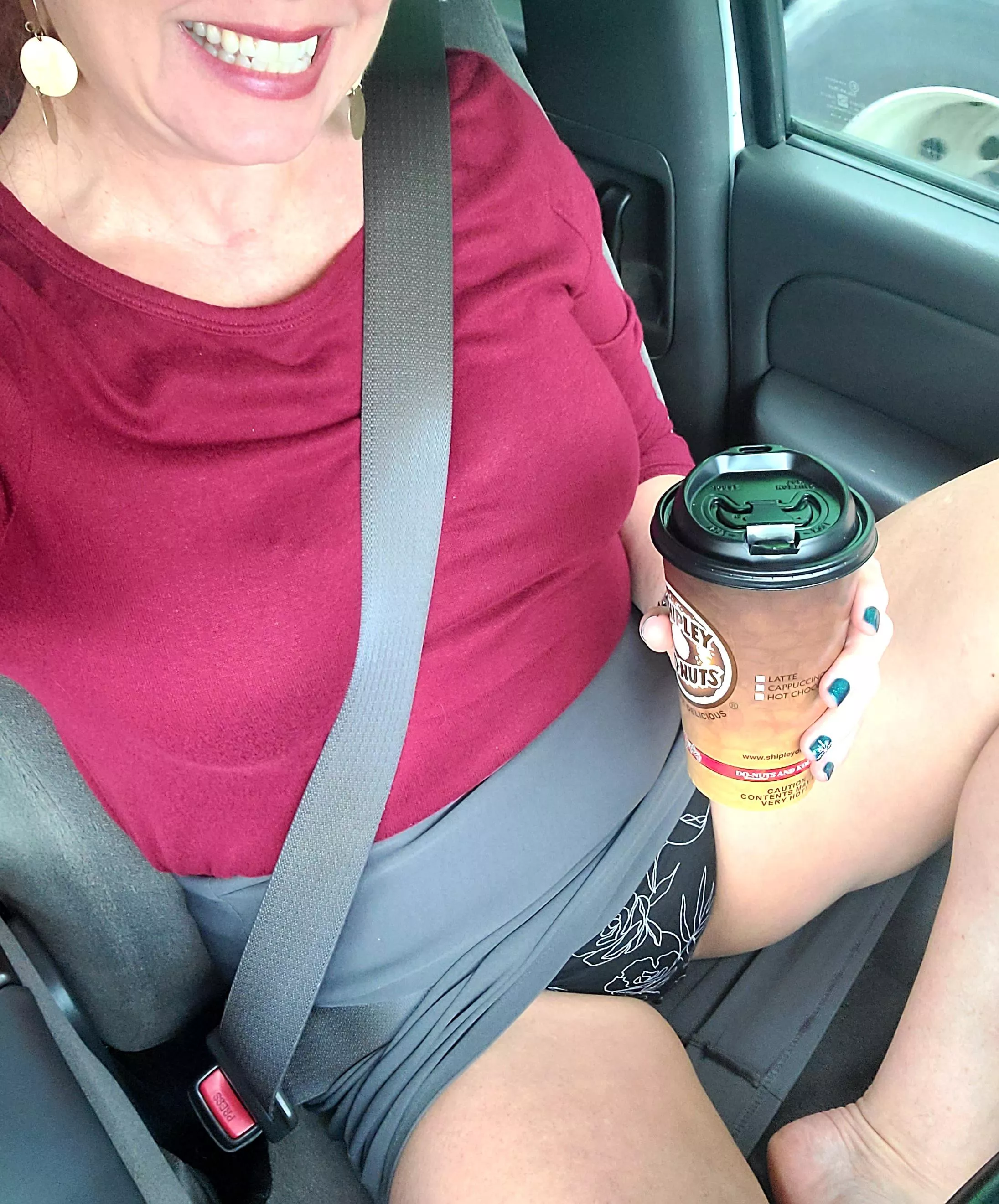 Super rare occurrence: coffee to go. Happy Friday Freaks! ❤