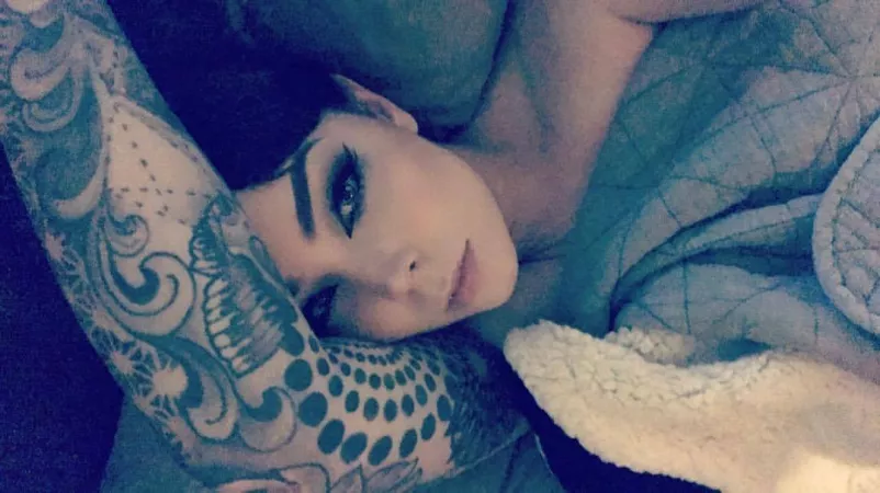 Suzy teasing us all on instagram.