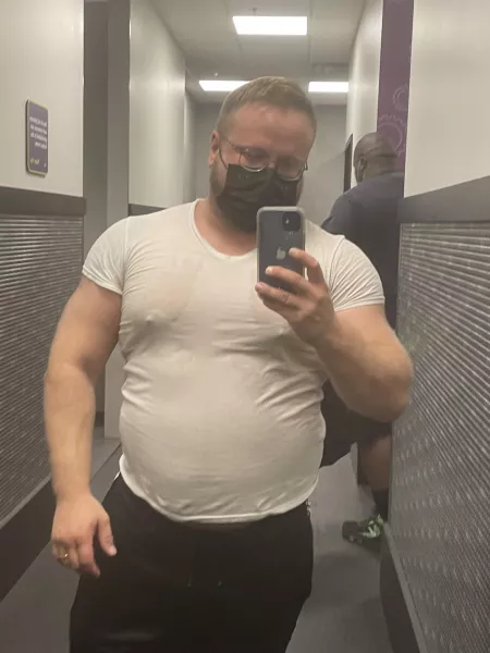 Sweat thru my shirt every workout ๐ฅต