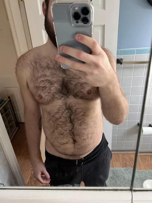 Sweaty and beefy after the gym. 💦