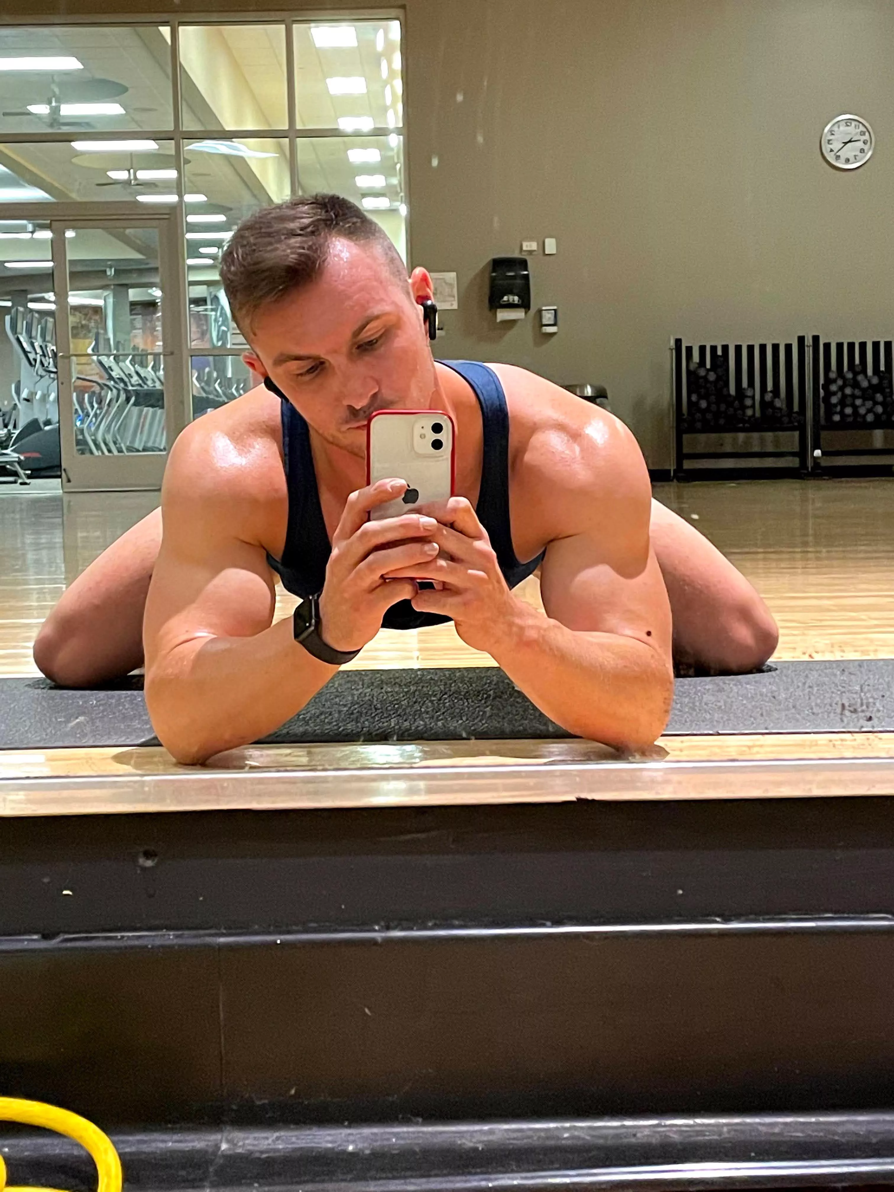 Sweaty stretches 😜