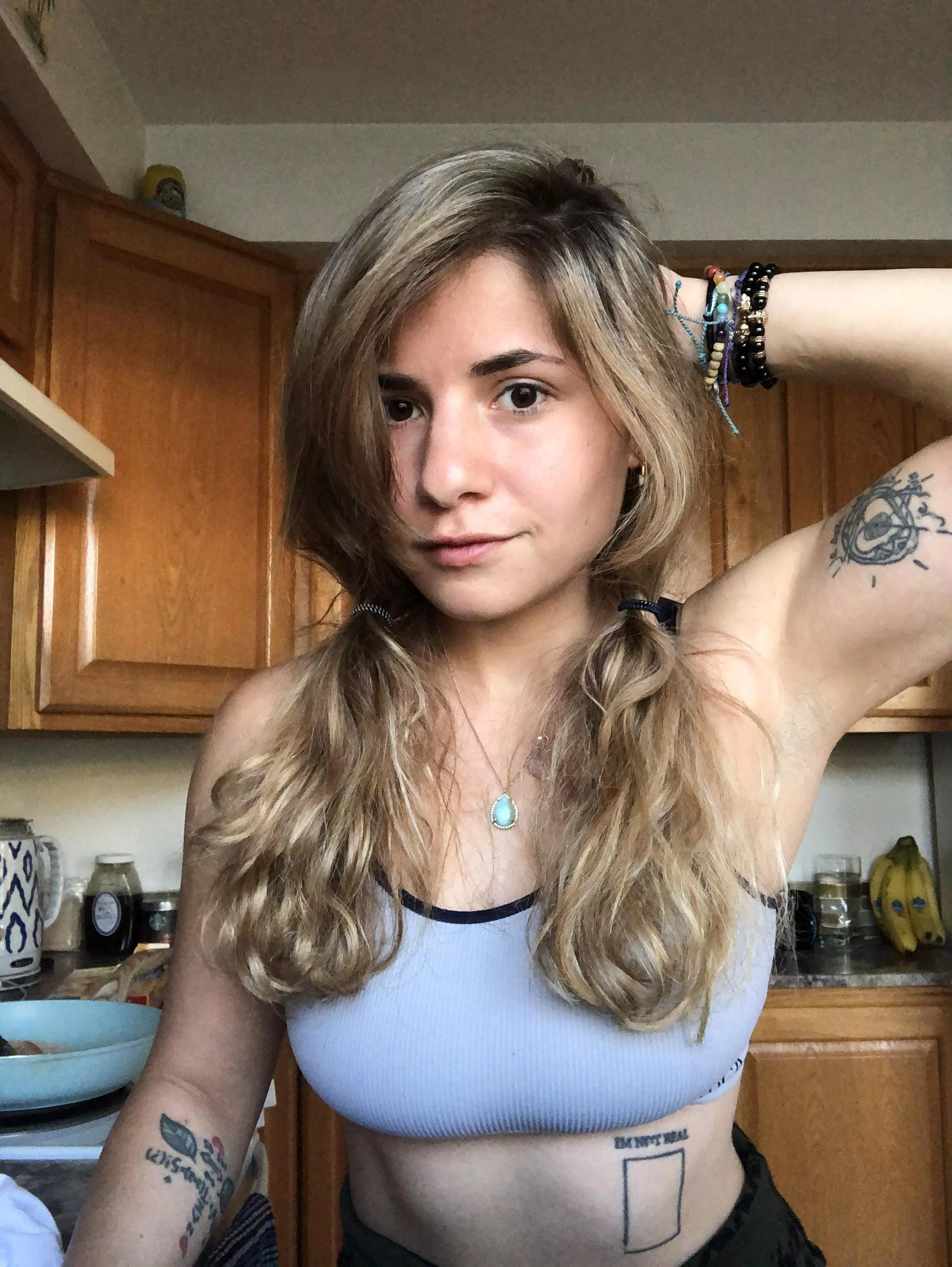 Sweaty 🥵 created by lil-athena at armpitfetish - FAPPCELEBS.COM.