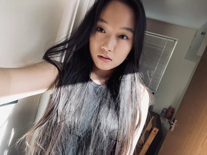 Sweet asian girl looking to get naughty with you ππ Sweet asian girl looking to get naughty with you ππ