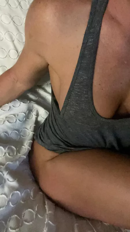 Sweet dreams y’all 😘 in the mood for a little play time😜