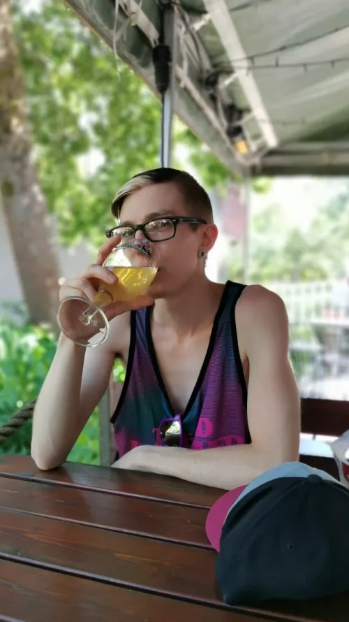 Sweet summer wine Sweet summer wine